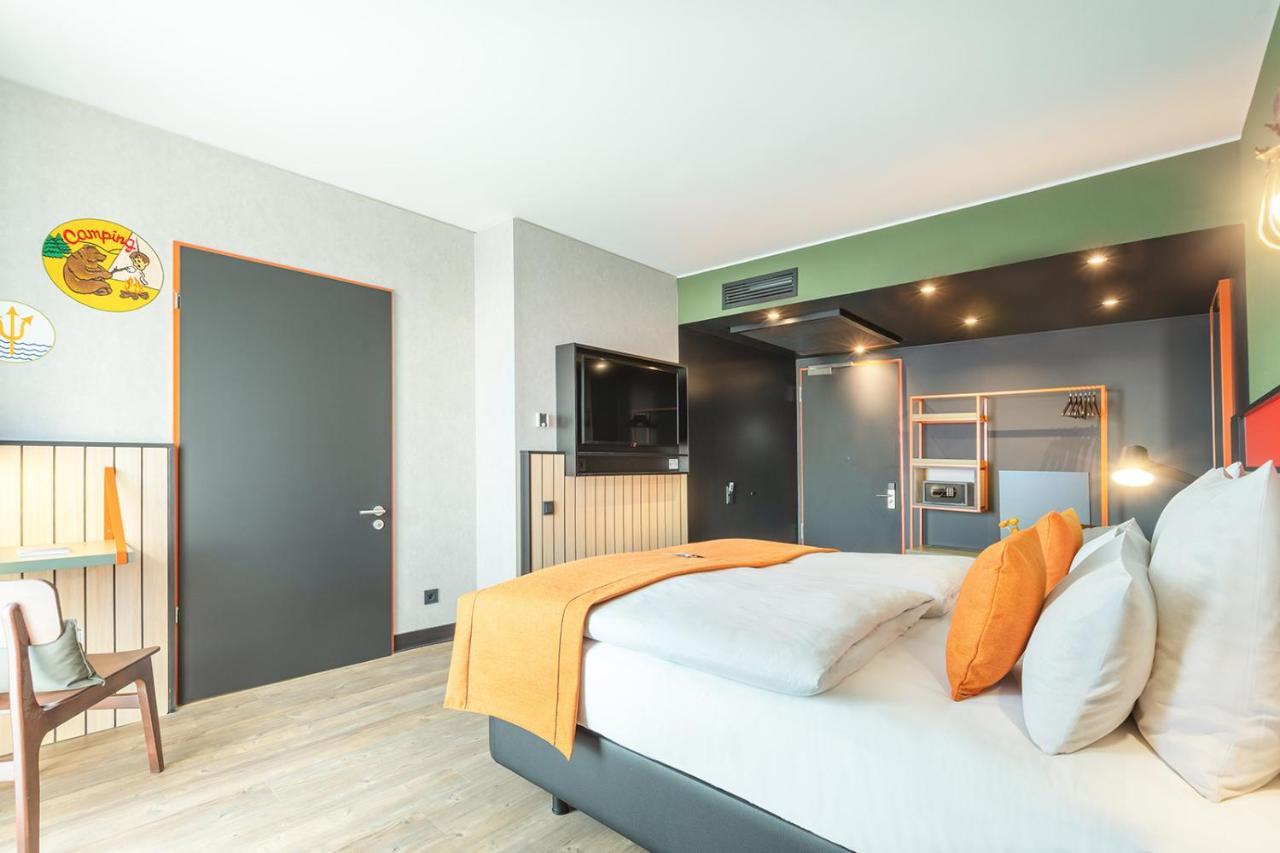 Holiday Inn - The Niu, Amity Potsdam By Ihg Экстерьер фото